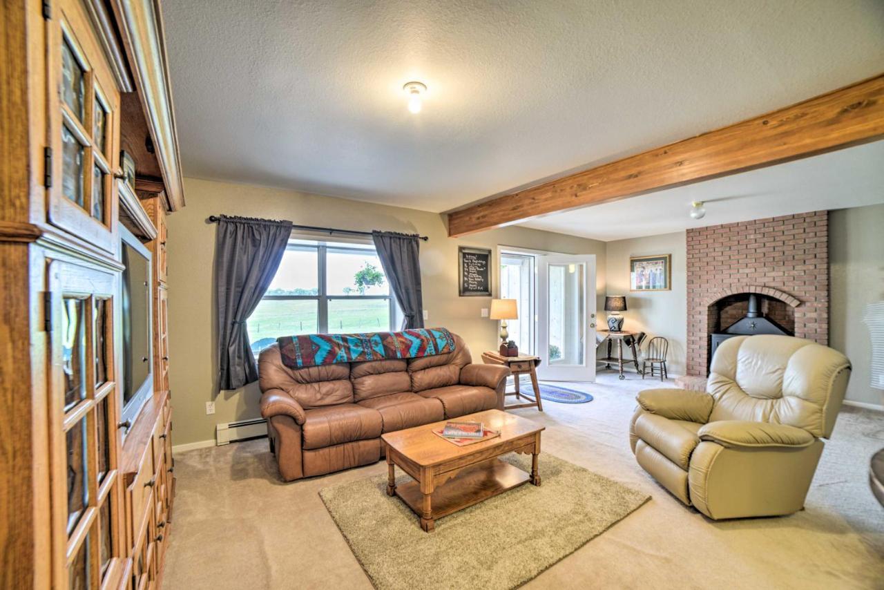 Walkout Apartment With Mtn View On Cortez Ranch Kültér fotó